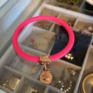 Marc by Marc Jacobs rubber bracelet.